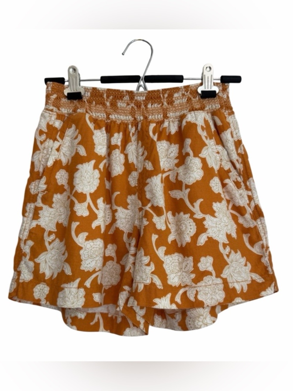 Briggs New York ORANGE Floral High-Waist Smocked Shorts